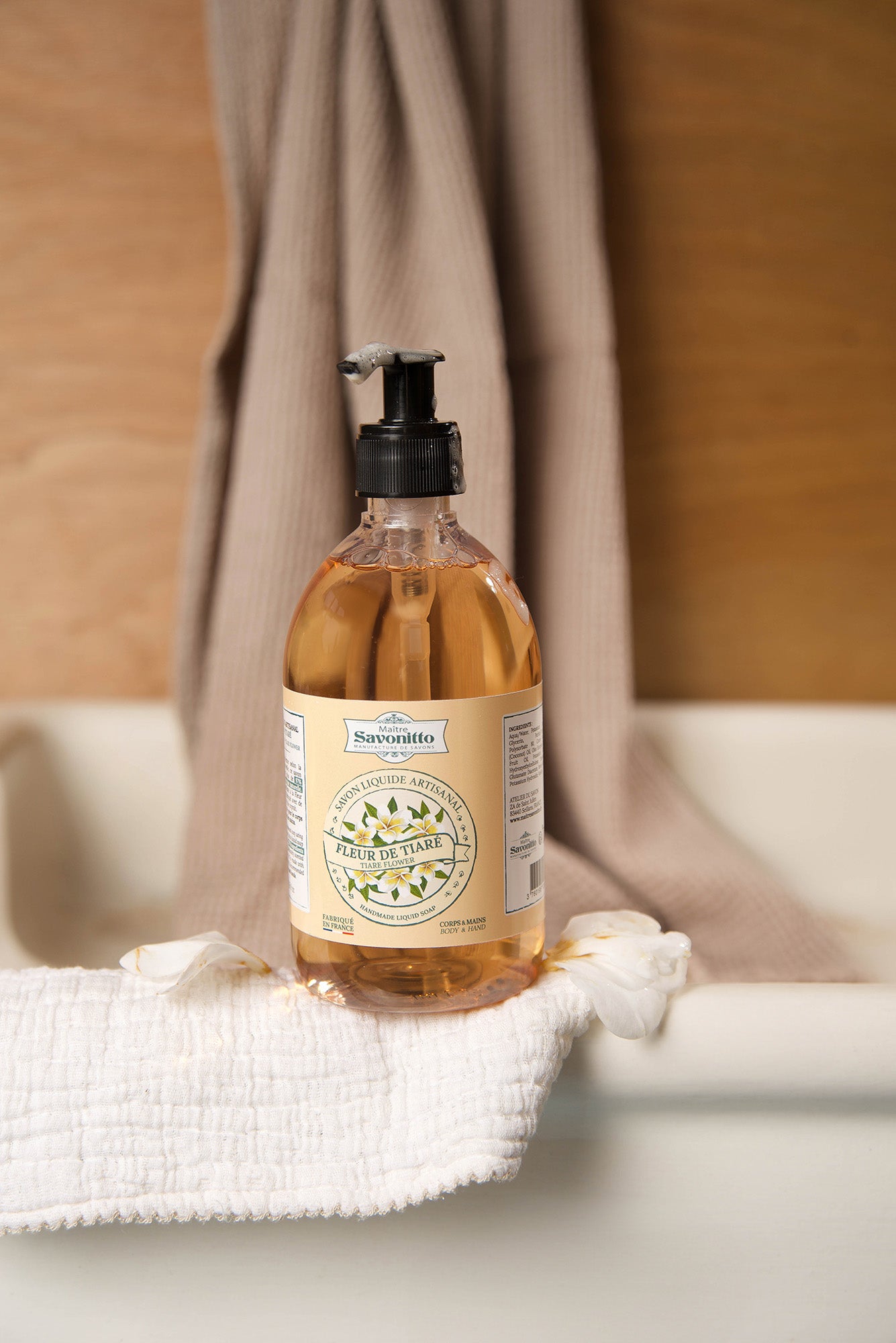 Savon Liquide à la Fleur de Tiaré 500ml La Boutique de Béa, Savons Bougies  et Bien-être Végétales & Français. – La boutique de Béa